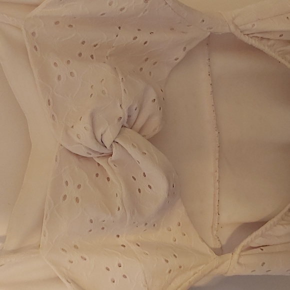 Eclipse, small, backless white dress - Picture 3 of 5